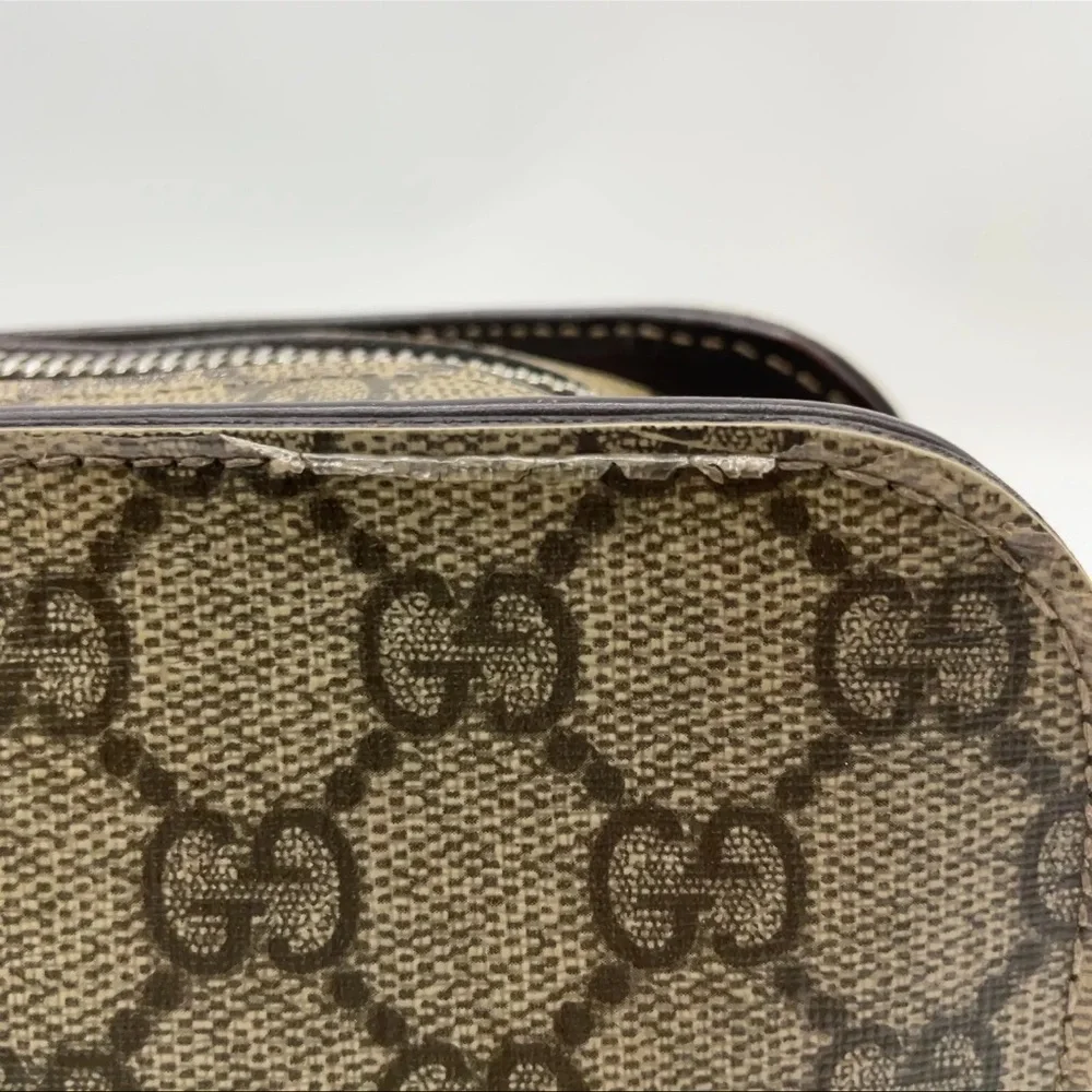 Authentic Gucci GG Vintage Suprime Brown ClutchBag